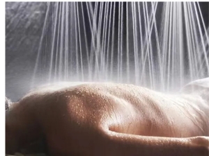 5 Benefits of Table Shower Massage | Moon River Spas 